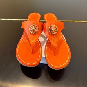 Authentic Rare Luxury Minimalist Tory Burch Orange Pebbled Leather Sandal/Shoe